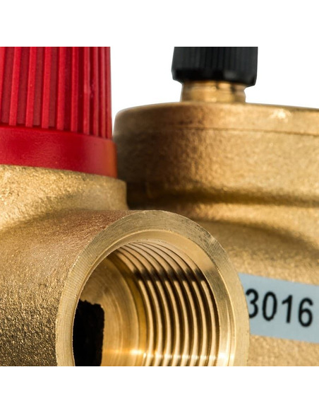 Группа безопасности котла Watts KSG 30/N, 3 бар до 50 кВт в теплоизоляции