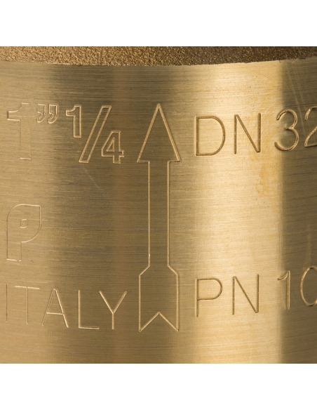 Клапан обратный STOUT 1 1/4" с пластиковым седлом