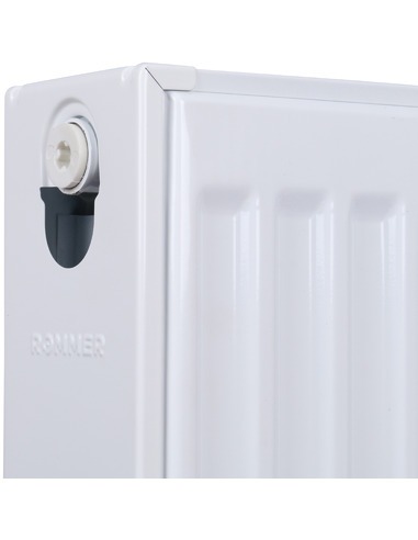 Стальной панельный радиатор ROMMER 22/200/2000 Compact