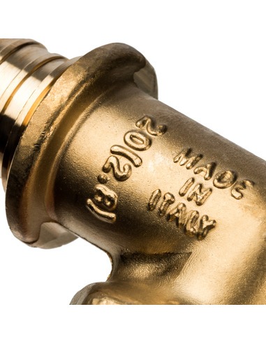 Угольник STOUT 20x3/4" НР для труб из сшитого полиэтилена