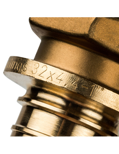 Переходник STOUT 32x1" НР для труб из сшитого полиэтилена